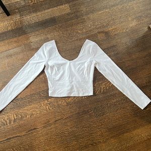 Lululemon Align crop long sleeve top. Never worn but no tags